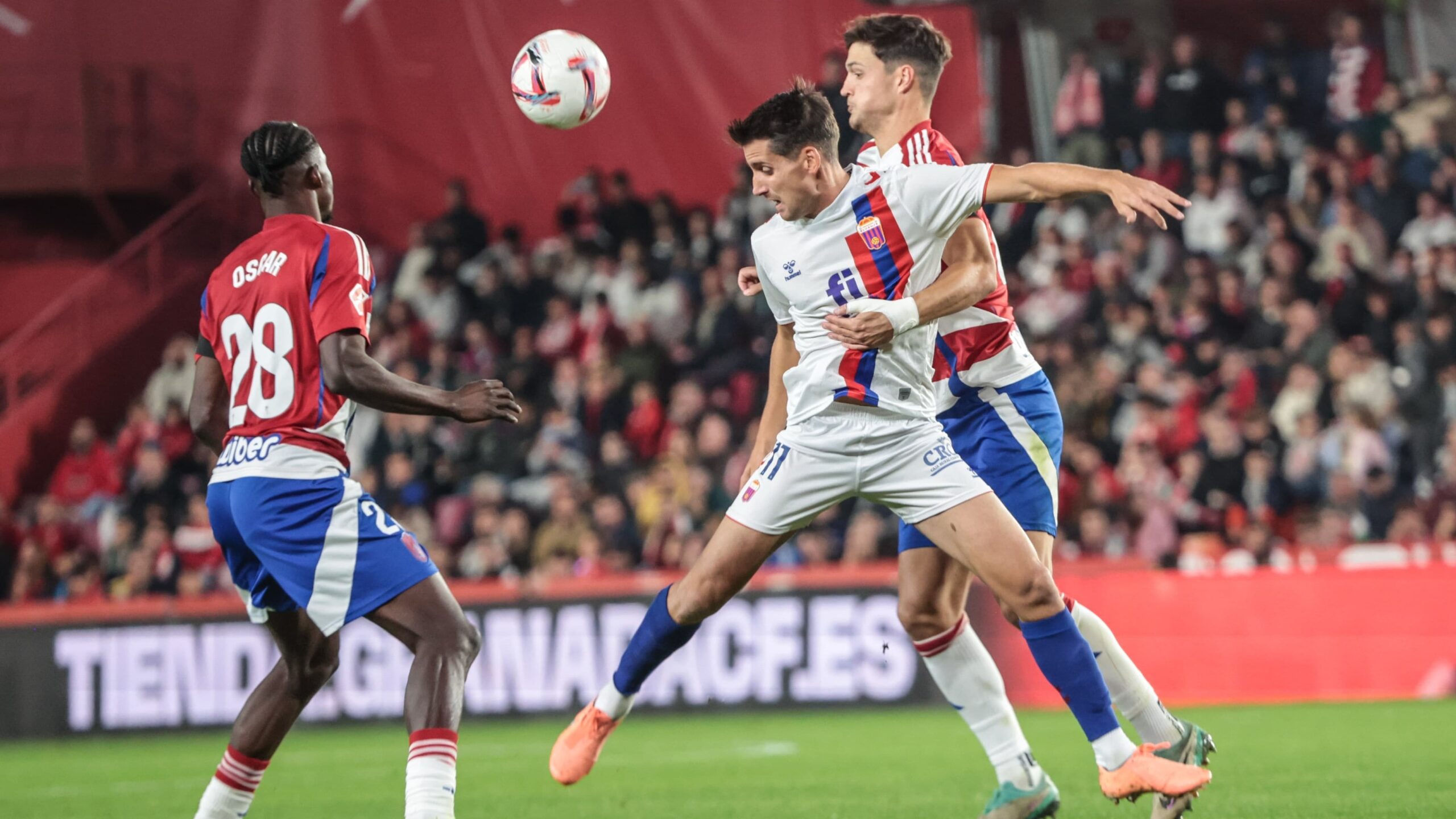 Nhận định soi kèo Eldense vs Granada lúc 02h30 ngày 1/2/2025
