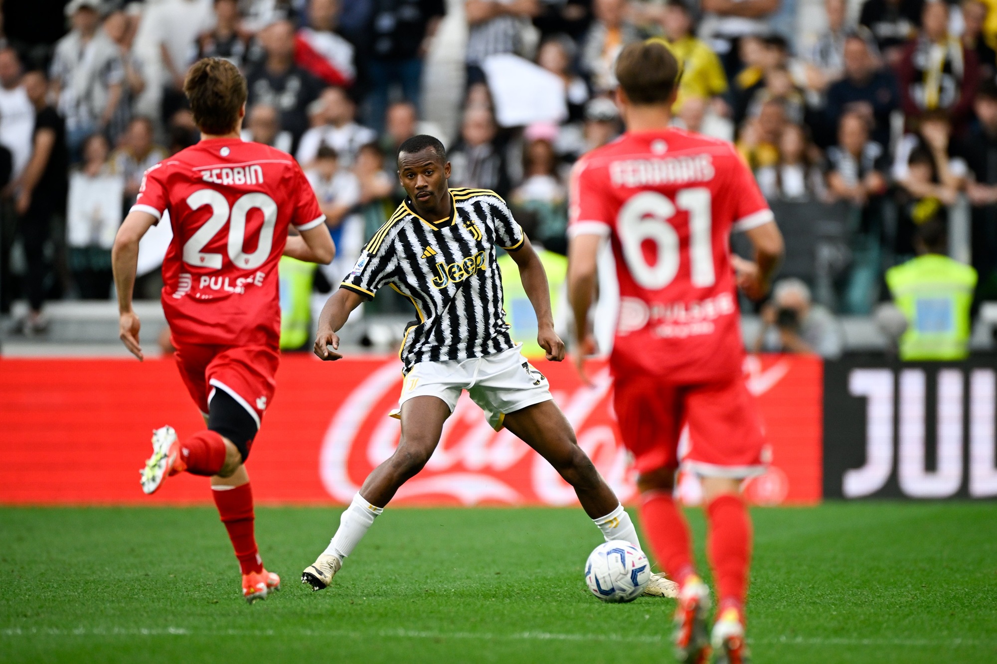 Nhận định soi kèo Juventus vs Monza lúc 23h00 ngày 27/4/2025